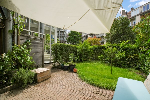 Stijlvolle maisonnette met voor- én achtertuin in de levendige Staatsliedenbuurt